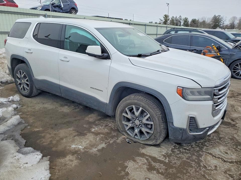 2023 GMC ACADIA SLE 4