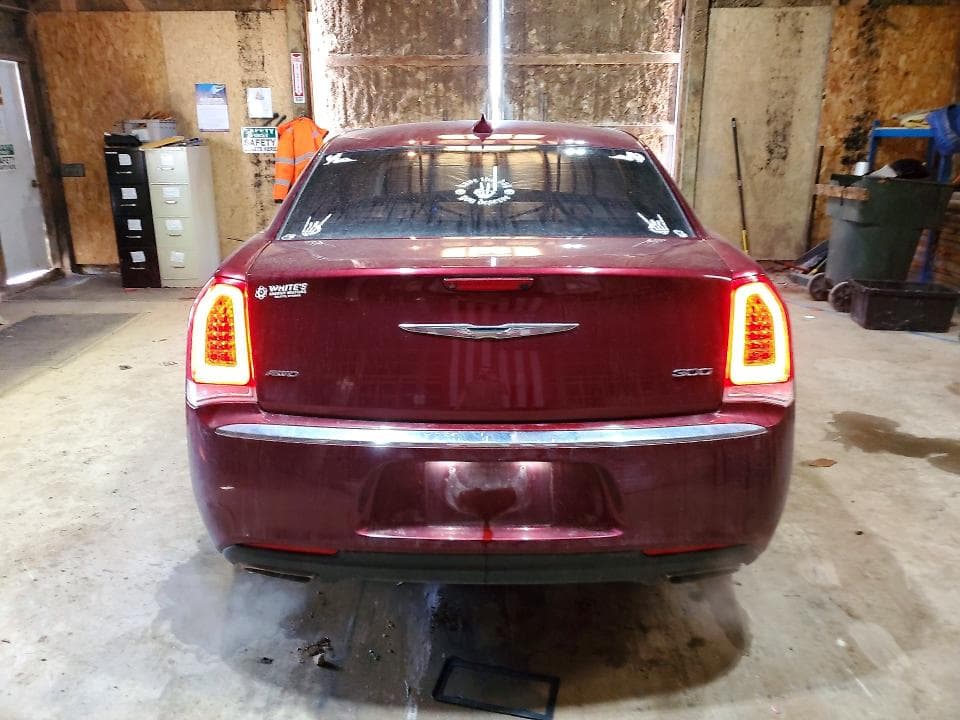 2018 CHRYSLER 300 TOURING 6