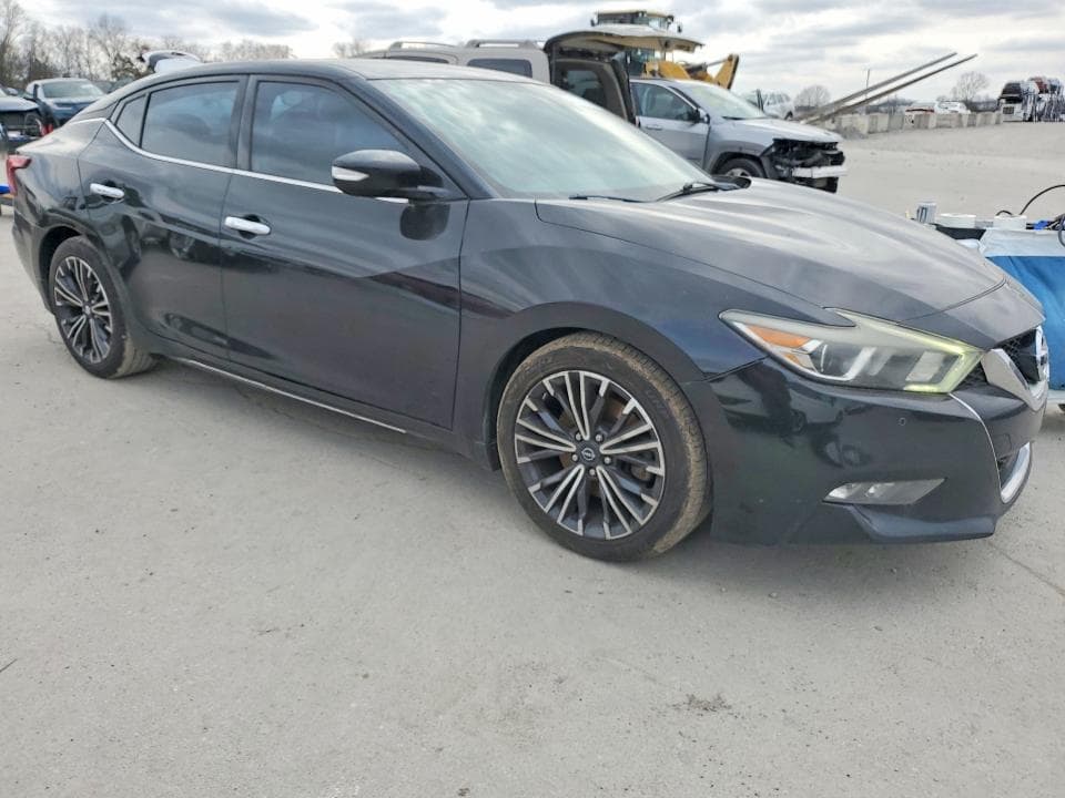 2017 NISSAN MAXIMA 3.5 SV 4