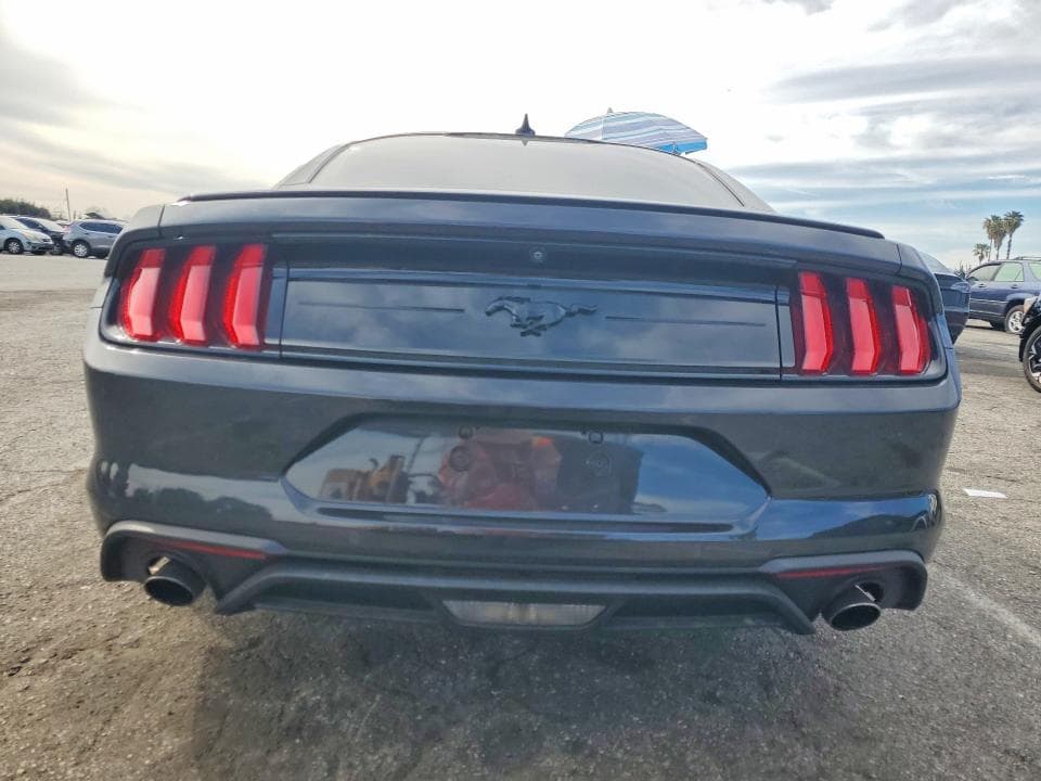 2022 FORD MUSTANG 6