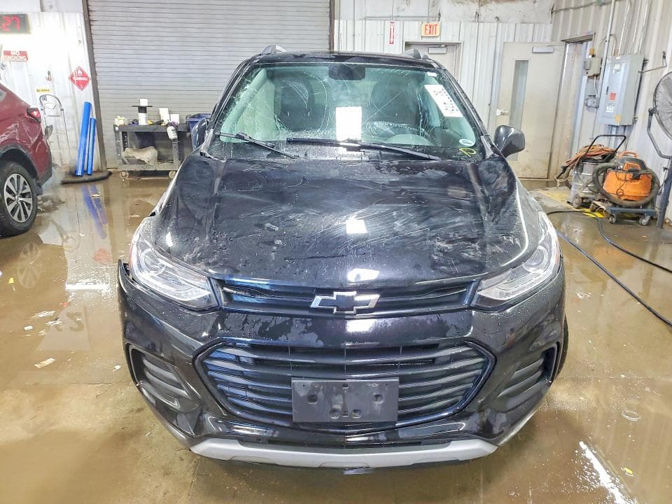 2019 CHEVROLET TRAX 1LT 5