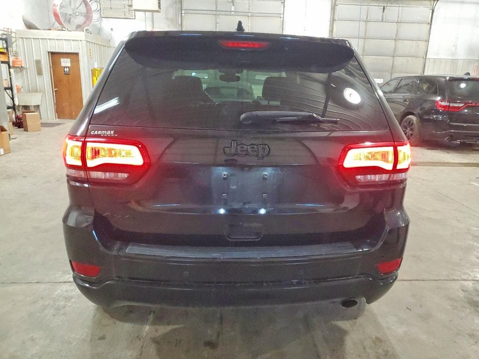 2017 JEEP GRAND CHEROKEE LAREDO 6