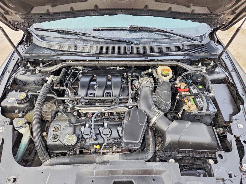 2017 FORD TAURUS SEL 11