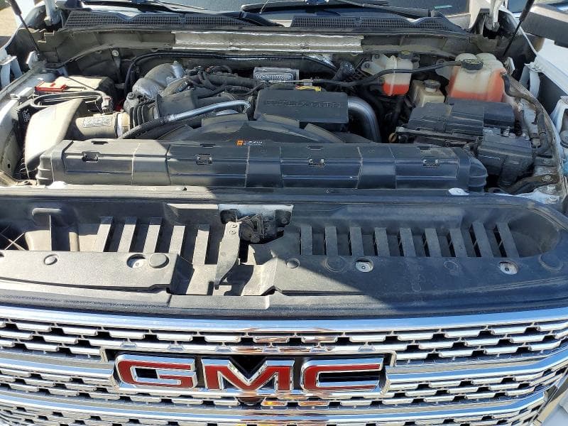 2020 GMC SIERRA K2500 DENALI 11