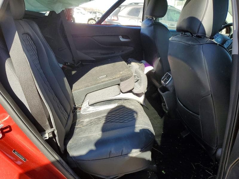 2019 HYUNDAI SANTA FE SE 11
