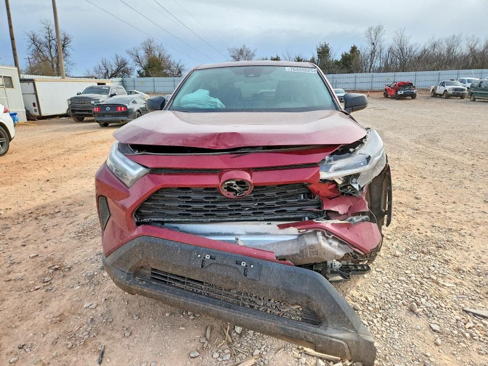 2023 TOYOTA RAV4 LE 5