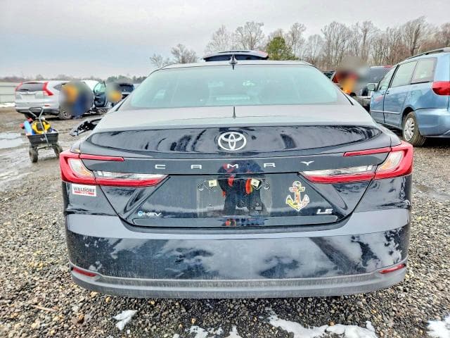 2025 TOYOTA CAMRY 6