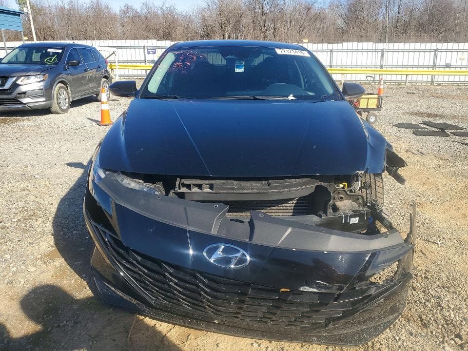 2023 HYUNDAI ELANTRA SEL 5
