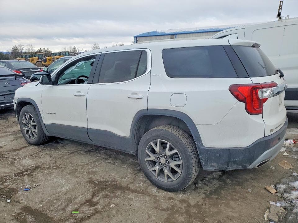 2023 GMC ACADIA SLE 2