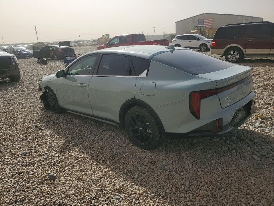 2025 KIA K4 GT-LINE TURBO 2