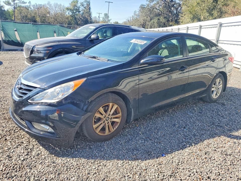 2013 HYUNDAI SONATA GLS - 1