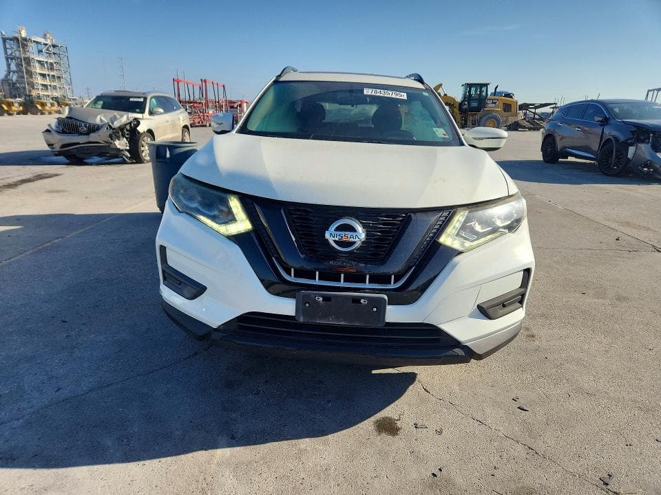 2017 NISSAN ROGUE SV 5