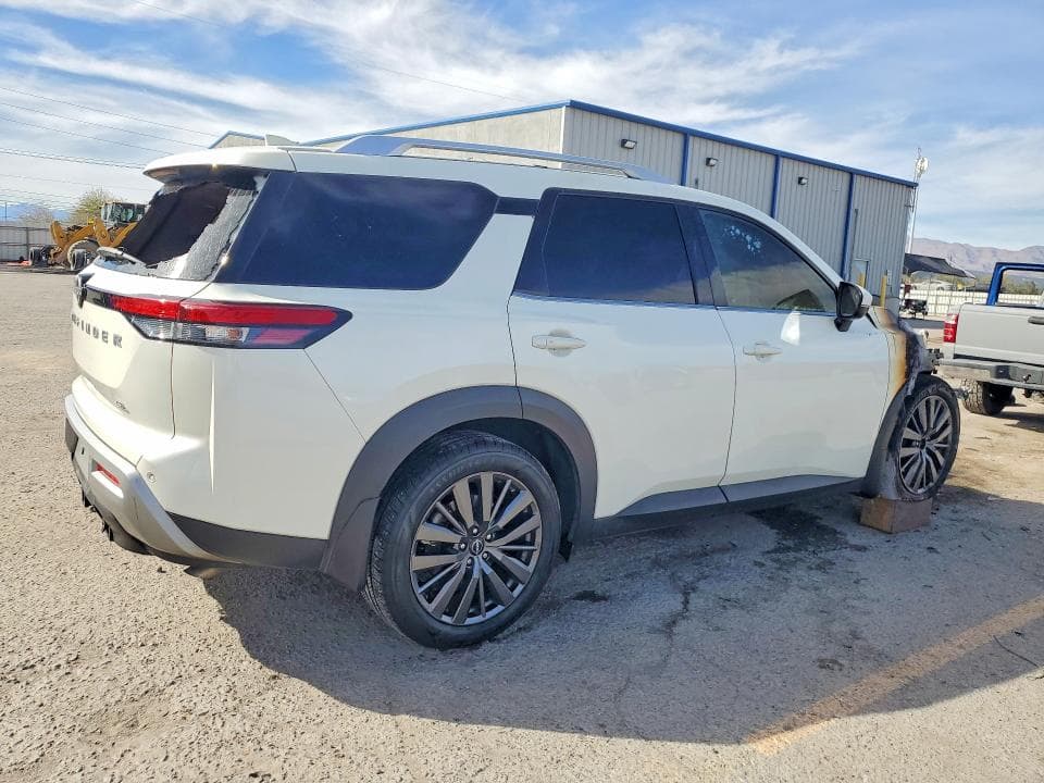 2022 NISSAN PATHFINDER SL 3