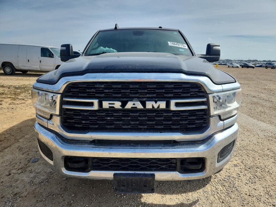 2023 RAM 2500 BIG HORN 5