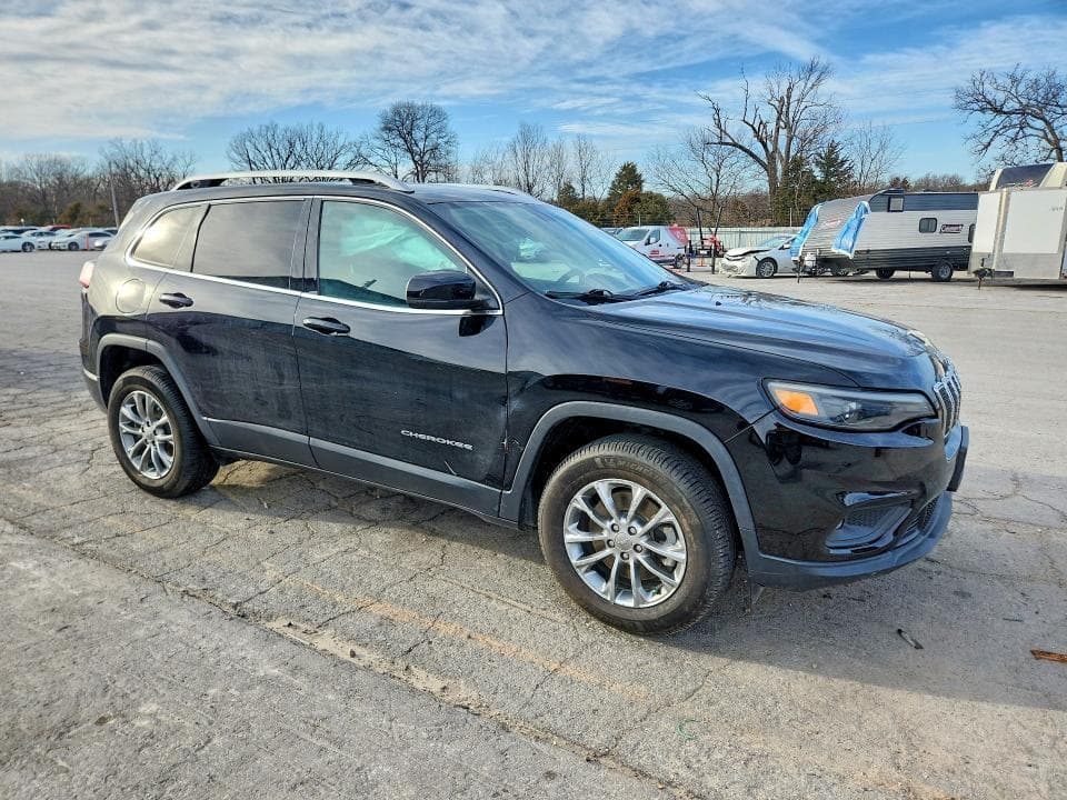 2019 JEEP CHEROKEE LATITUDE PLUS 4