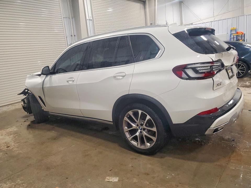 2022 BMW X5 XDRIVE40I 2