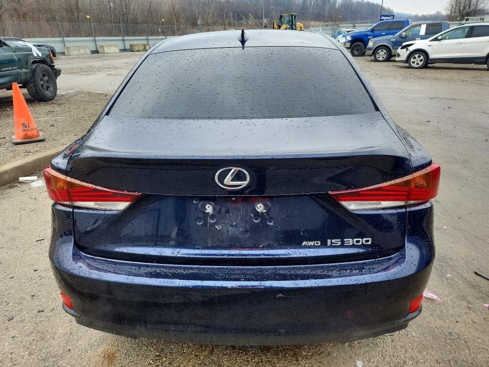 2017 LEXUS IS 300 BASE 6