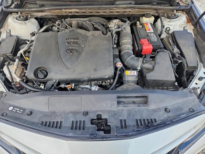 2018 TOYOTA CAMRY XSE 11