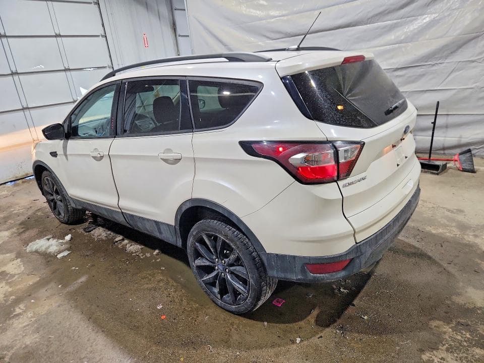 2018 FORD ESCAPE SE 2