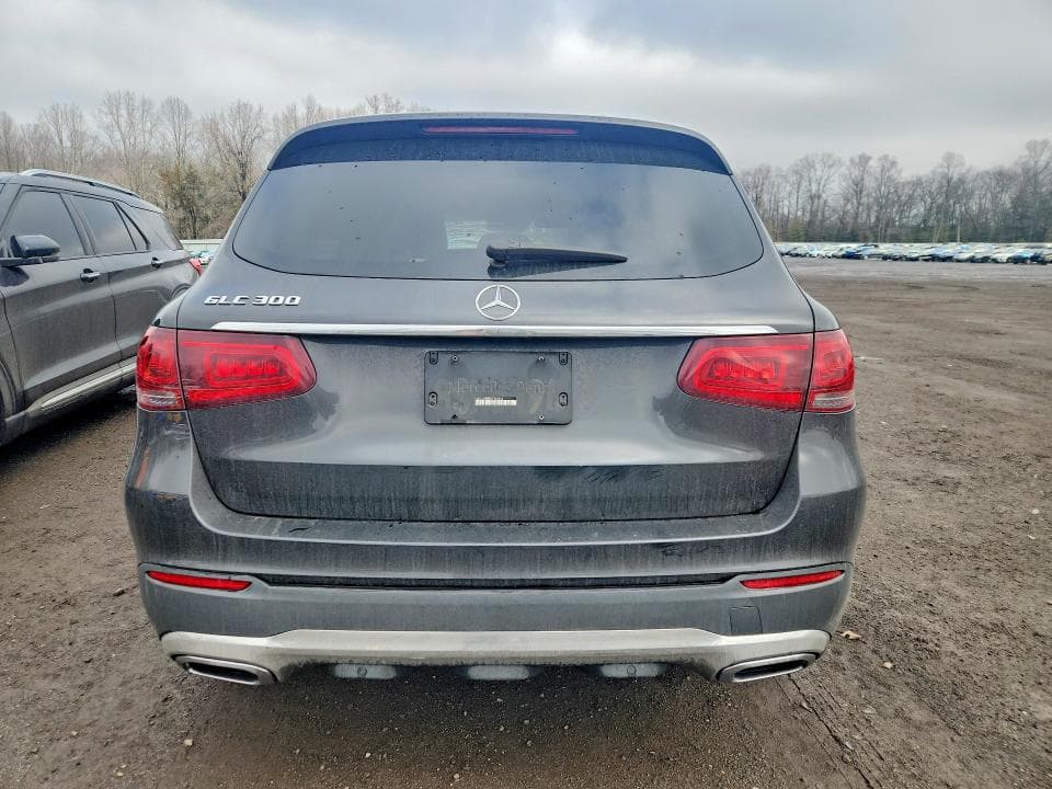 2020 MERCEDES-BENZ GLC 300 6