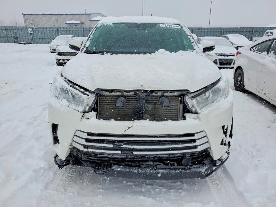 2018 TOYOTA HIGHLANDER LE 5