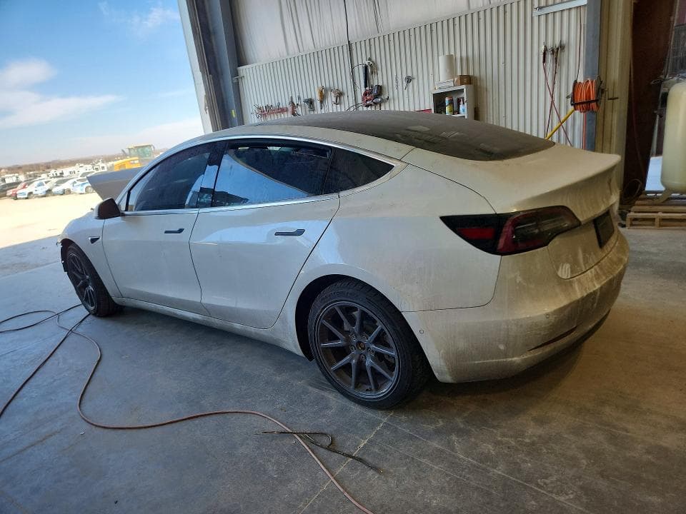 2020 TESLA MODEL 3 2