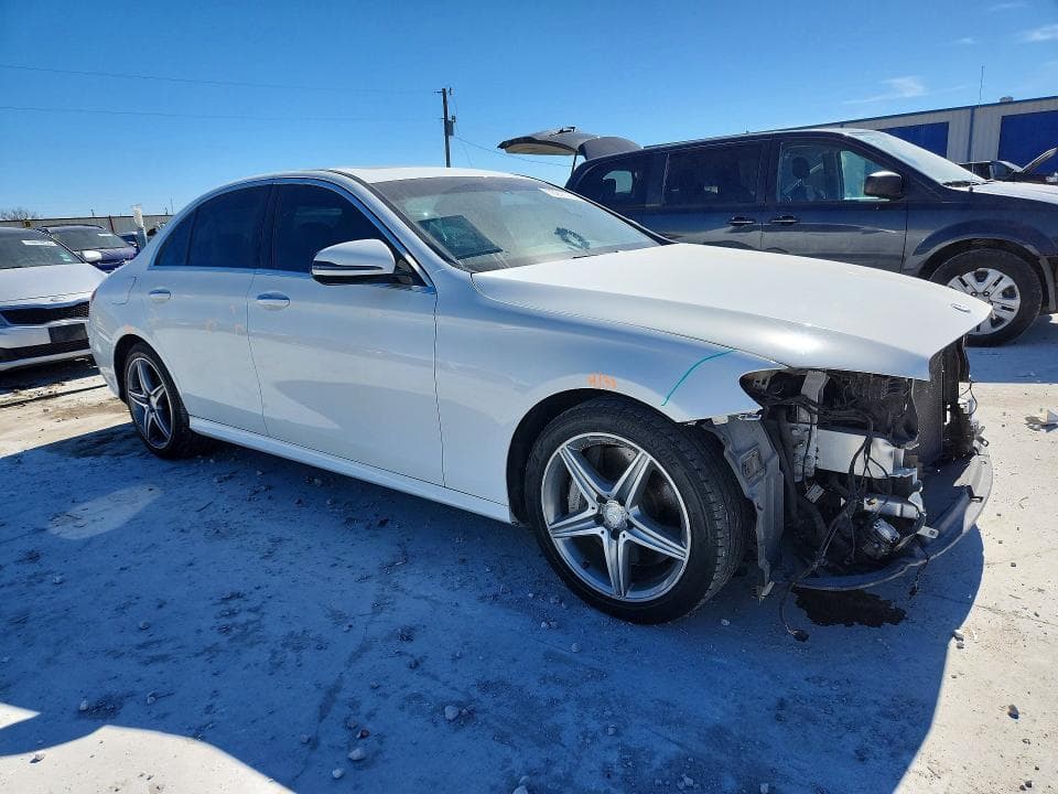 2017 MERCEDES-BENZ E 4