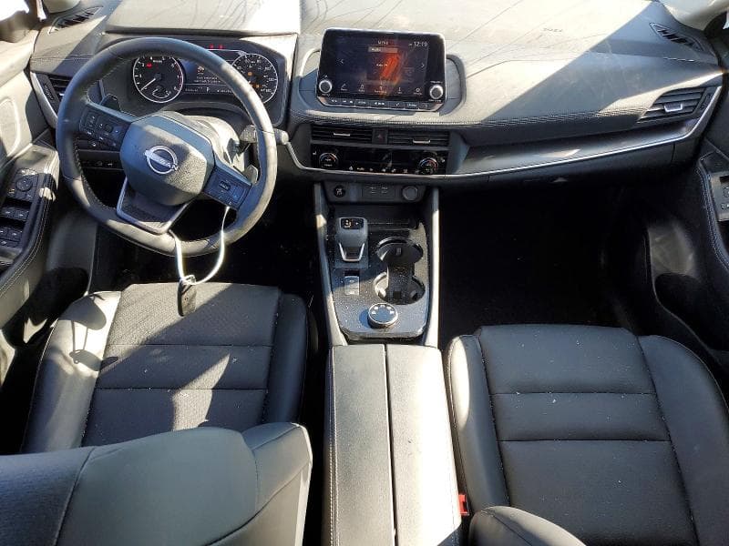 2025 NISSAN ROGUE SV 8