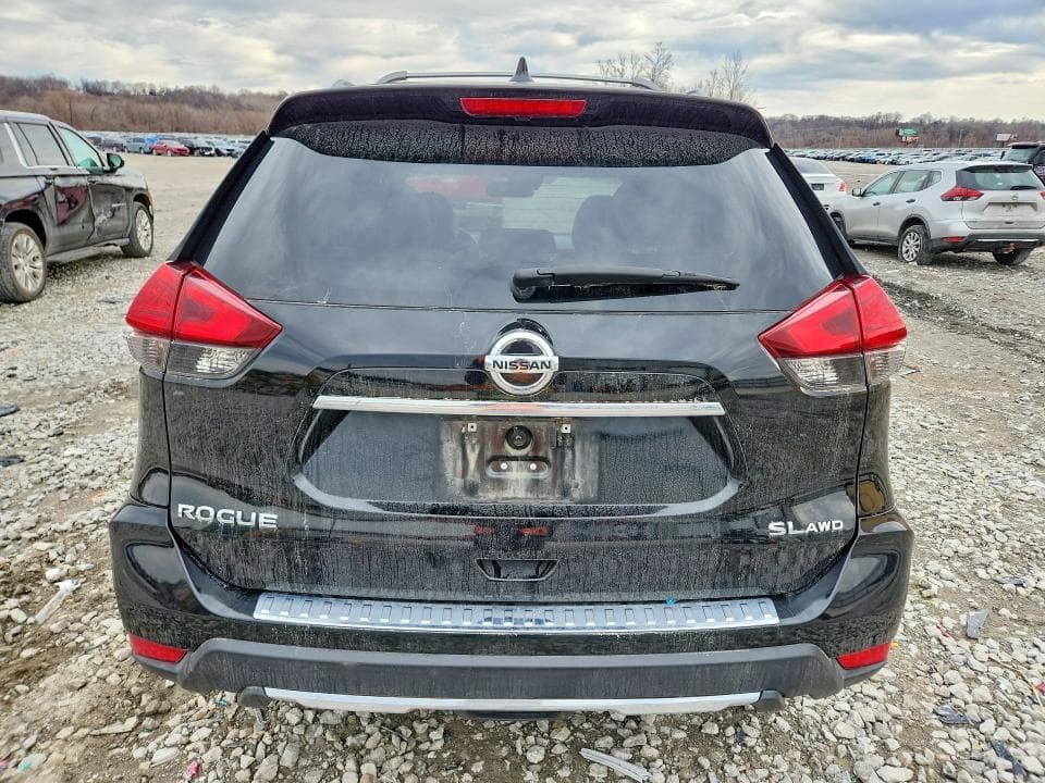 2017 NISSAN ROGUE SV 6
