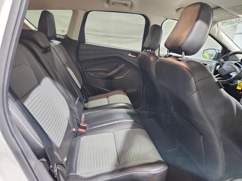 2018 FORD ESCAPE SE 10