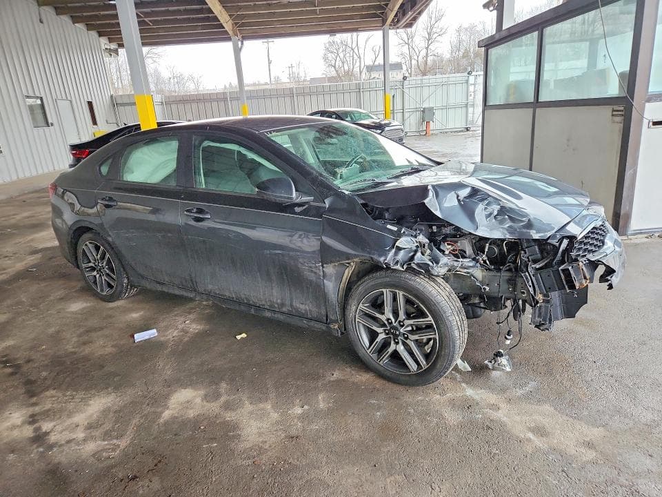 2019 KIA FORTE GT LINE 4