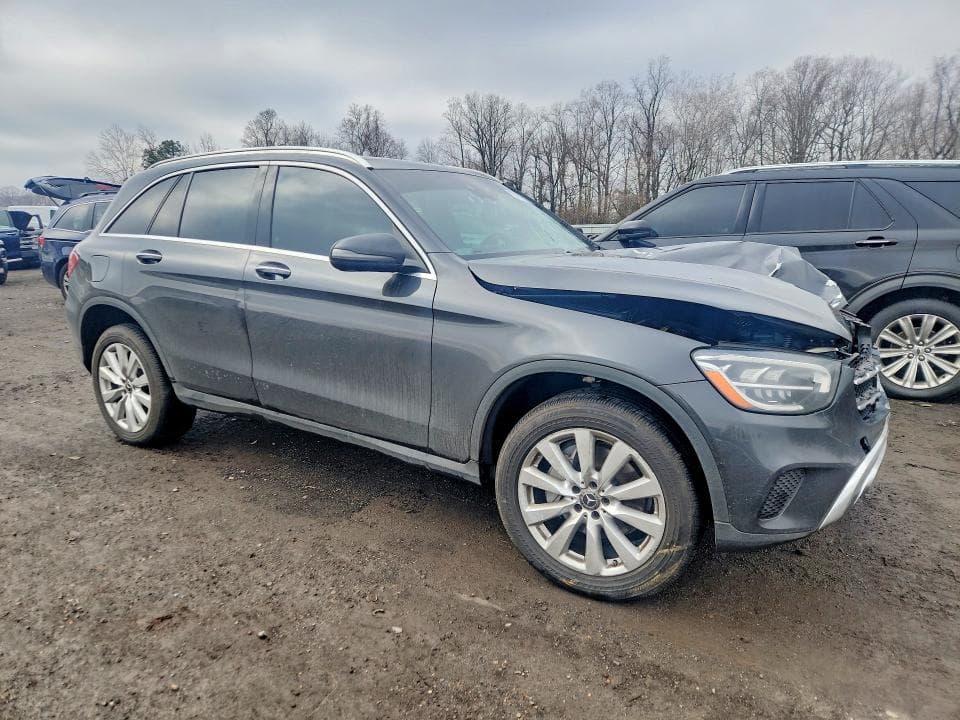 2020 MERCEDES-BENZ GLC 300 4