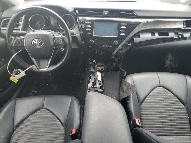 2020 TOYOTA CAMRY SE 8