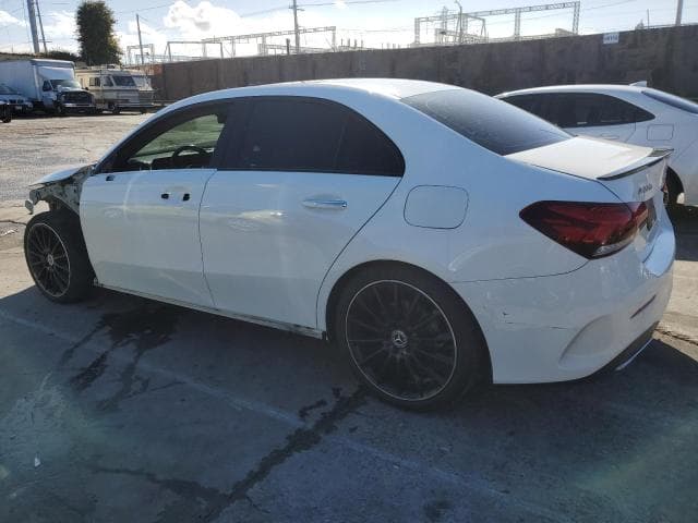 2019 MERCEDES-BENZ A 220 2
