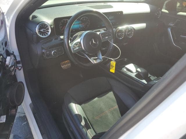 2019 MERCEDES-BENZ A 220 8