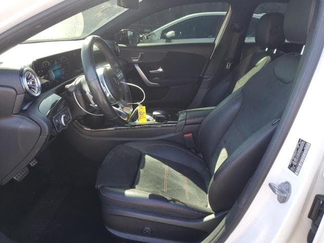 2019 MERCEDES-BENZ A 220 7