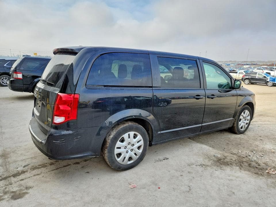 2019 DODGE GRAND CARAVAN SE 3
