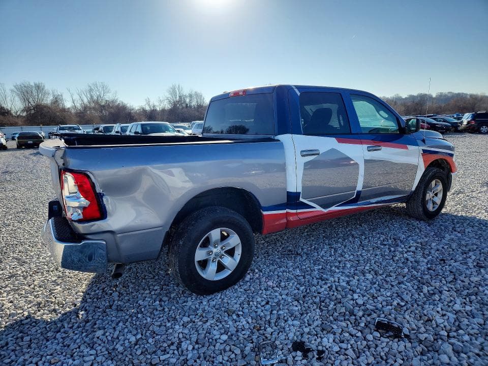 2021 RAM 1500 CLASSIC SLT 3