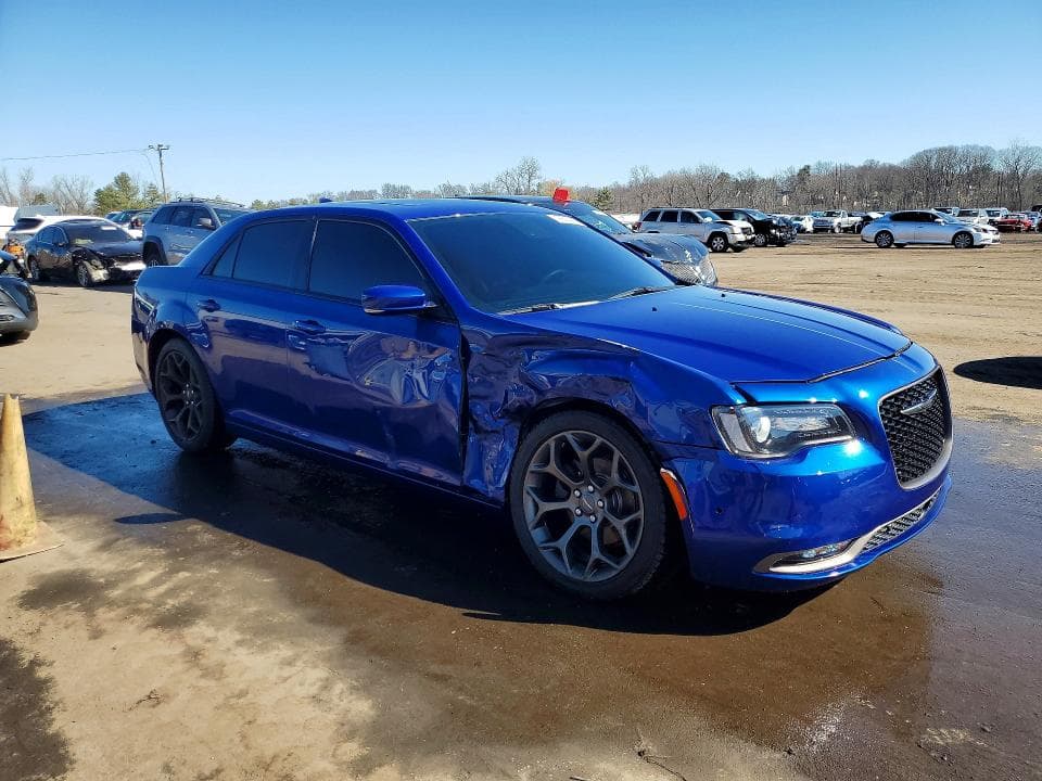 2019 CHRYSLER 300 S 4
