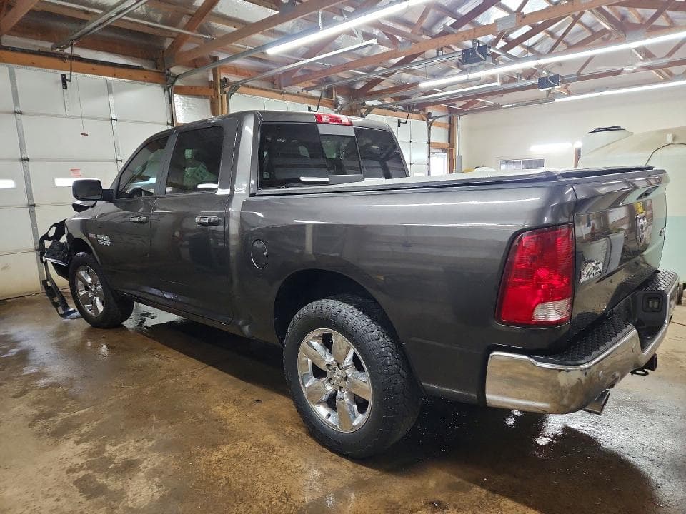 2018 RAM 1500 SLT 2
