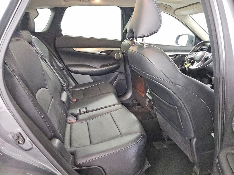 2022 INFINITI QX50 ESSENTIAL 11