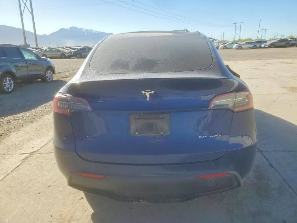 2022 TESLA MODEL Y 6