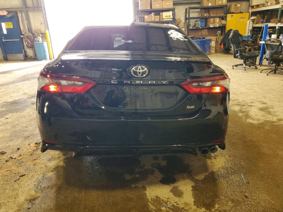 2024 TOYOTA CAMRY SE 6