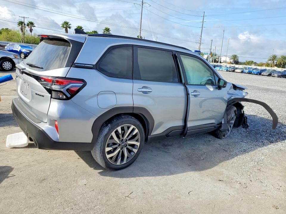 2025 SUBARU FORESTER TOURING 3