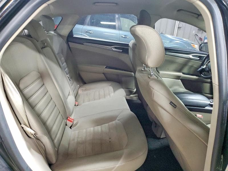 2018 FORD FUSION SE 10