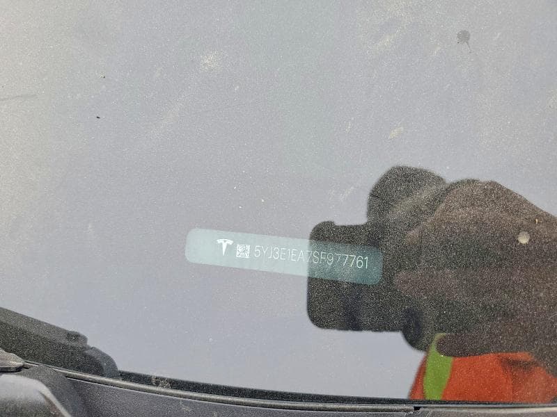 2025 TESLA MODEL 3 12