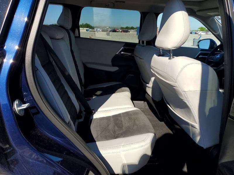 2025 MITSUBISHI OUTLANDER SE 11