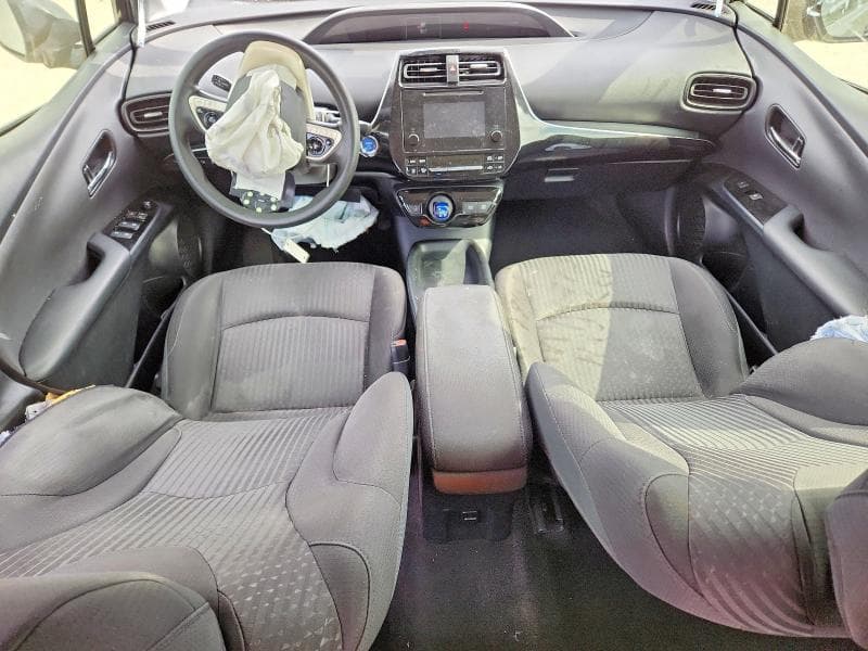 2018 TOYOTA PRIUS 8