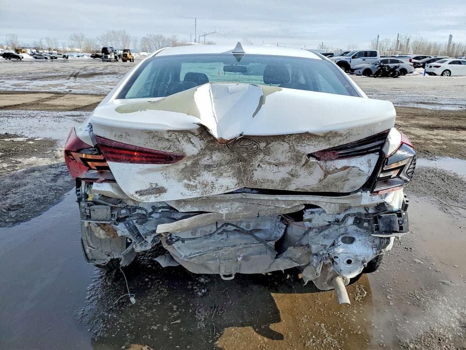 2019 HYUNDAI ELANTRA SE 6