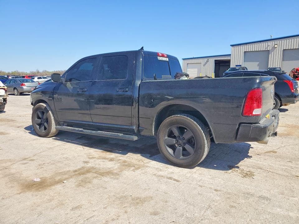 2018 RAM 1500 SLT 2